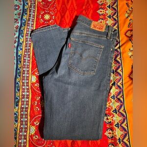 Levi's Slimming Skinny Blue Jeans